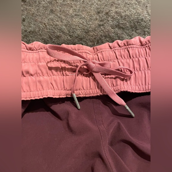 Lululemon choose your side short - Picture 5 of 8